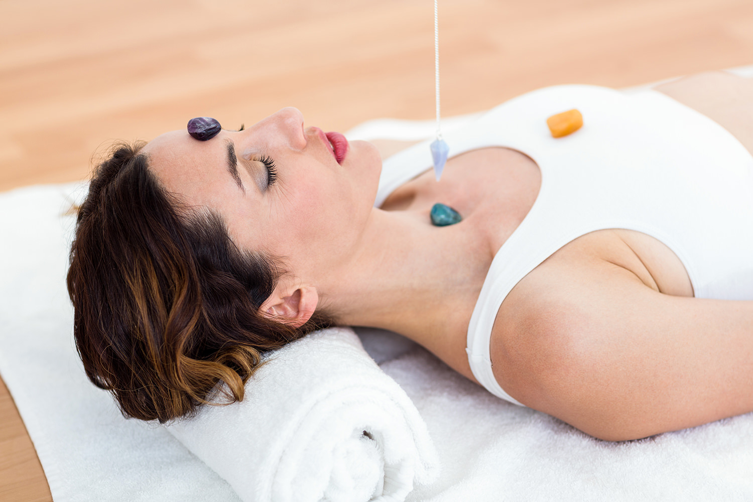 TALLER  DE SANACIÓN E INICIACIÓN DEL RAYO VERDE Y USO DEL PÉNDULO